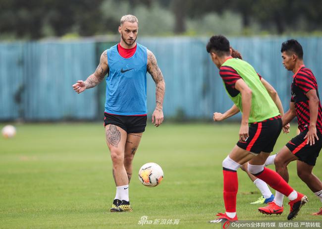 外援报5上4解决上港多年纠结 阿瑙洛佩斯谁是后手