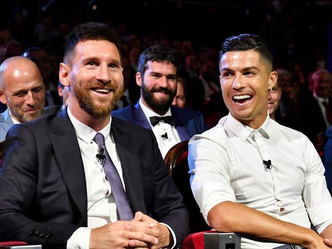 德甲球员投票！梅西当选最强球员 得票大幅超C罗