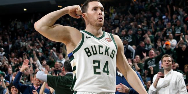 雄鹿又一后卫新冠检测呈阳性 此前主控已感染