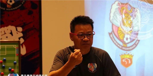 吴金贵:王栋39岁还那么拼 黄海会全力捍卫中超资格