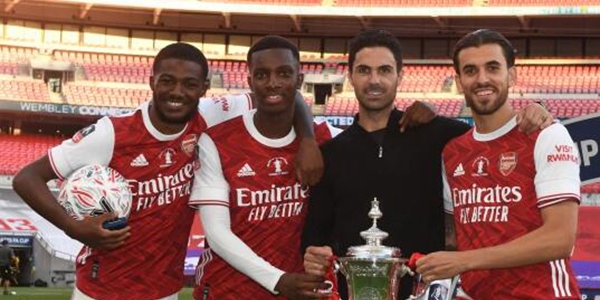 阿森纳要卖阿帅爱将 别人卖不出钱 他能卖到3千万