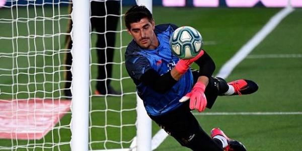 皇马门神苦等2赛季终于穿上1号 去年换号曾被拒绝