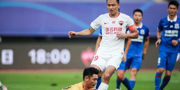 郜林:困难是暂时的 相信深足经过调整会重回正轨