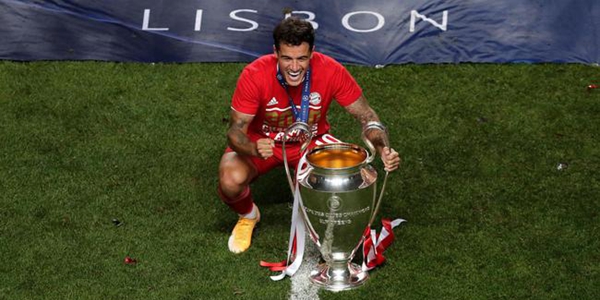 巴萨又被扎心！先被弃将屠杀 后又看人晒欧冠奖杯