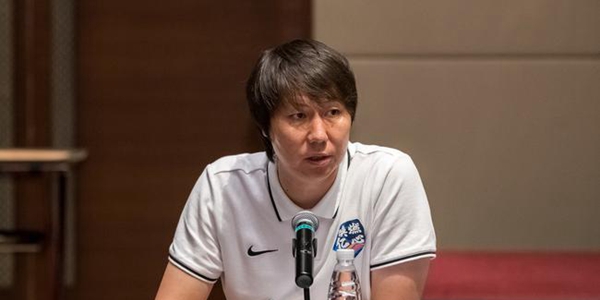 国足40强赛前或无正式热身 李铁谨慎考察归化球员