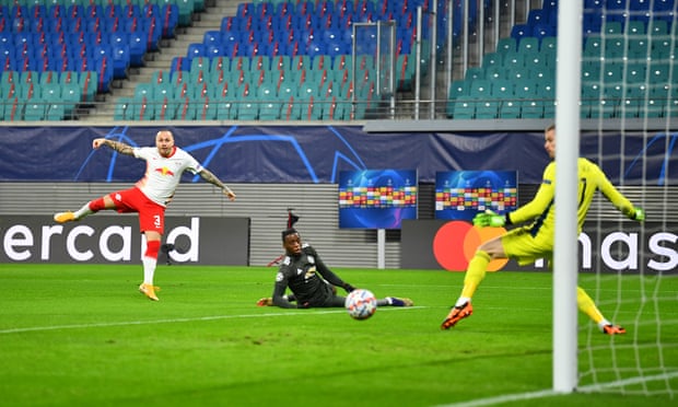 欧冠比分结果 3分钟追2球 莱比锡3-2胜曼联