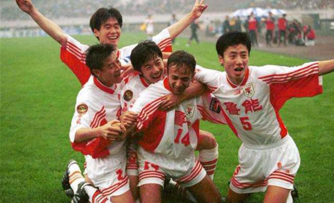 中国足球历史上的双冠王都有哪些