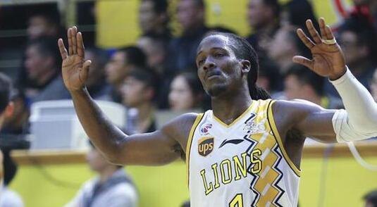 考特尼-福特森人物介绍