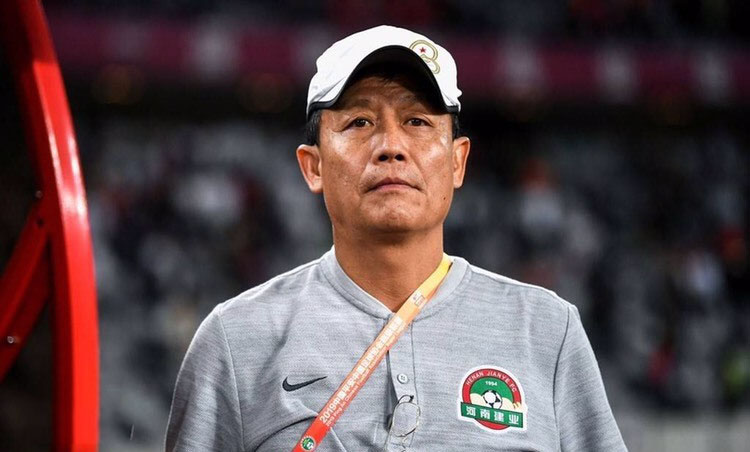 天津泰达现任主教练