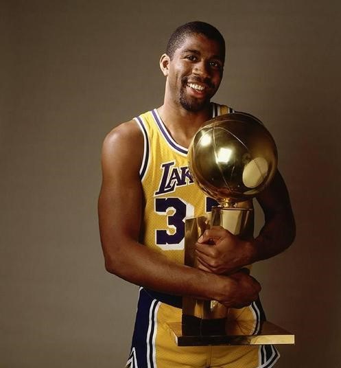 盘点NBA历届32号球衣的代表人物