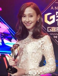 西热力江的老婆介绍