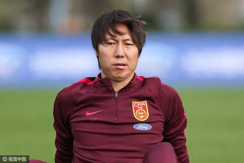 国足教练李铁透露在16岁时就有这个习惯，习惯原因十分有意思