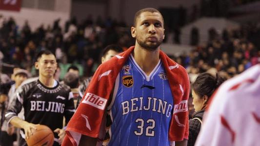 前北京强力外援兰多夫-莫里斯瞒报逃税将面临监禁