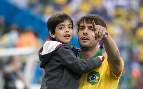 卡卡离婚的原因，现任妻子是谁