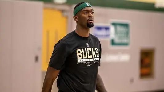 鲍比-波蒂斯个人介绍