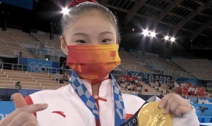 管晨辰夺冠视频回顾