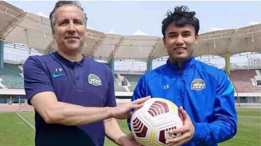 河南嵩山龙门主教练介绍