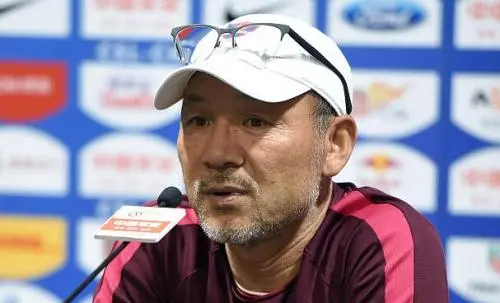 重庆两江主教练介绍