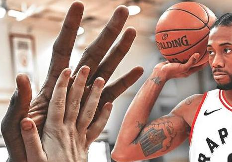 科怀伦纳德的手有多大