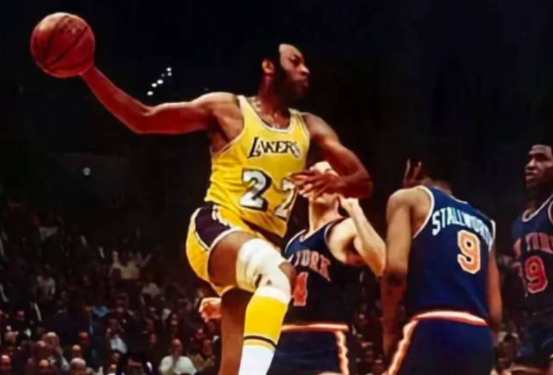 埃尔金贝勒是无冕之神的原因