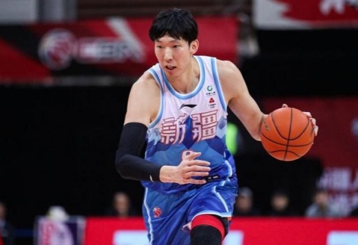 周琦和新疆男篮合同与签约时间