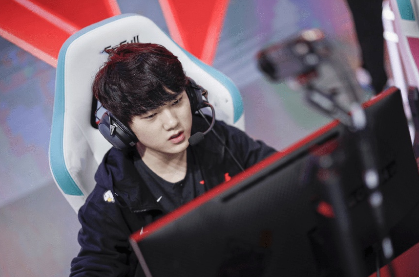 TES战队成员喻文波个人介绍