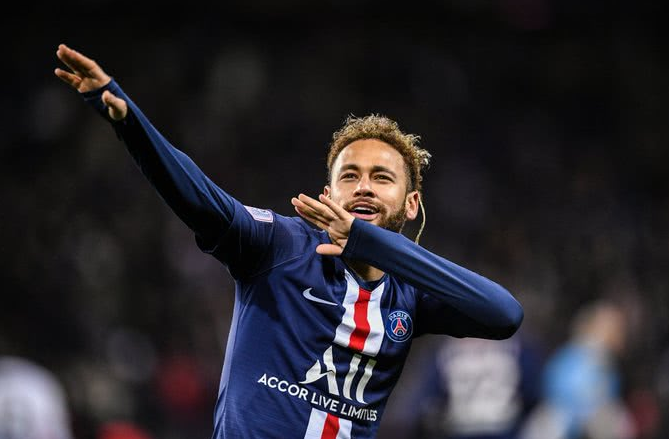 内马尔年薪介绍