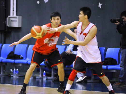 刘炜什么水平，和郭艾伦谁更强