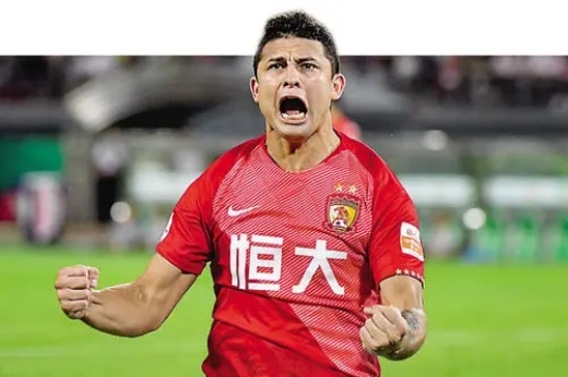 国足艾克森国籍介绍