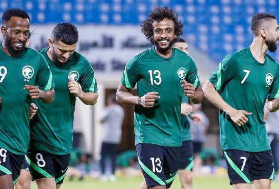 亚洲预选12强赛沙特首发人员一览