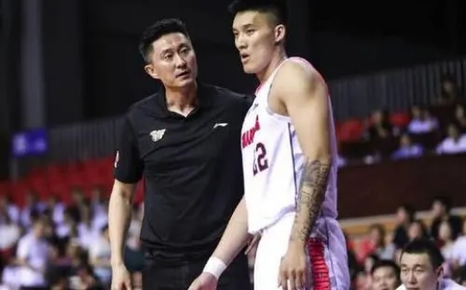 曾繁日年薪介绍