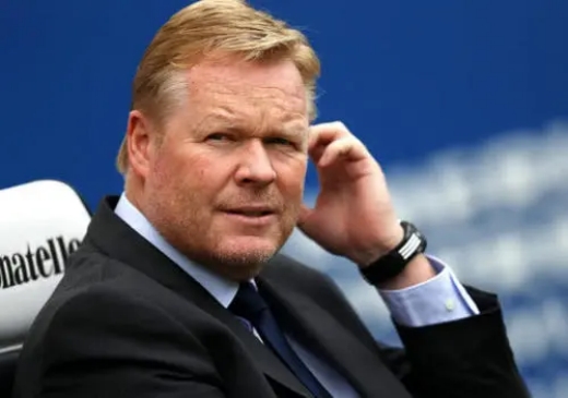 巴萨主帅罗纳德科曼