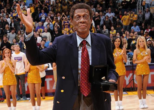 埃尔金·贝勒职业生涯介绍