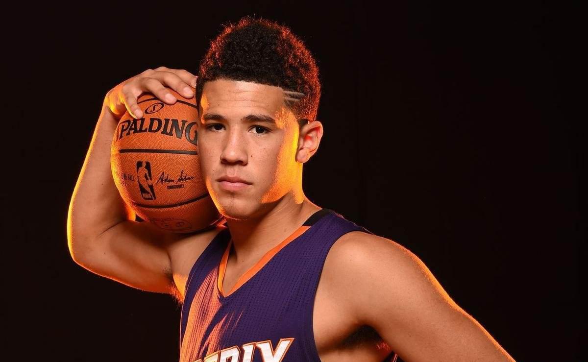 德文·布克个人介绍