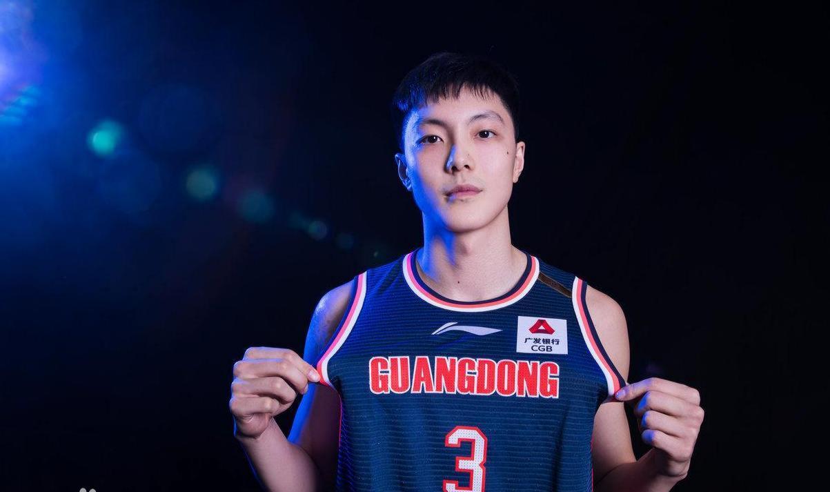 胡明轩身高体重介绍