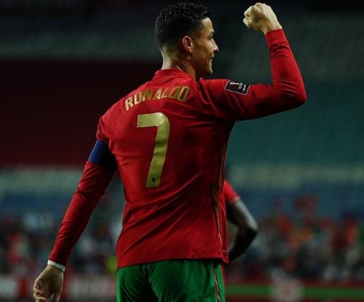 世预赛C罗率领葡萄牙主场大胜