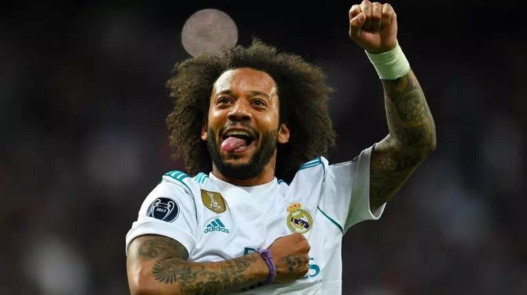 马塞洛穿过的球衣介绍