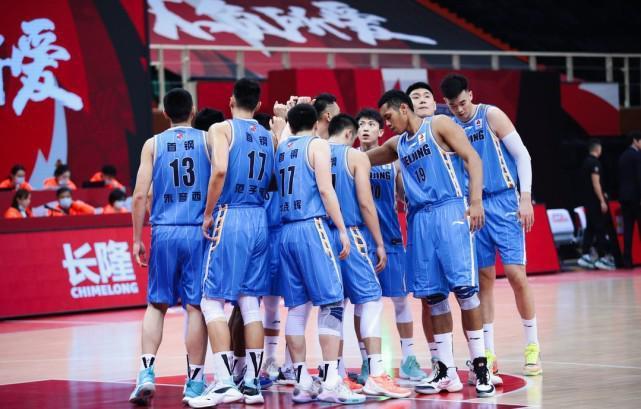 CBA常规赛京沪大战比分介绍