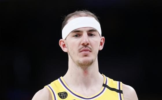 亚历克斯·卡鲁索所在球队介绍