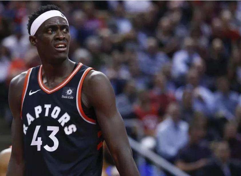 西亚卡姆在哪个球队