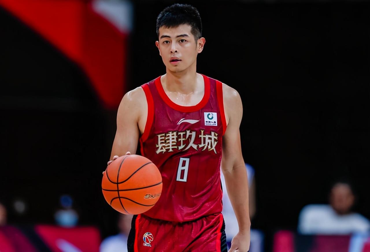 方硕身高体重介绍