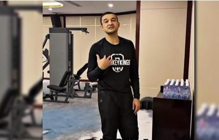 西热力江怒批CBA球员浪费水