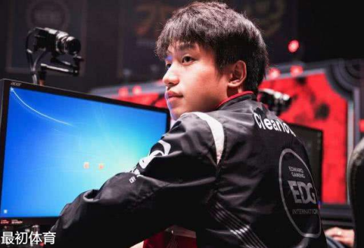 Clearlove明凯被称为厂长名字由来