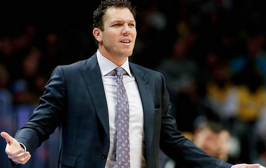 沃顿是NBA哪个队教练