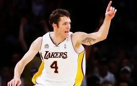 卢克·沃顿职业生涯数据介绍