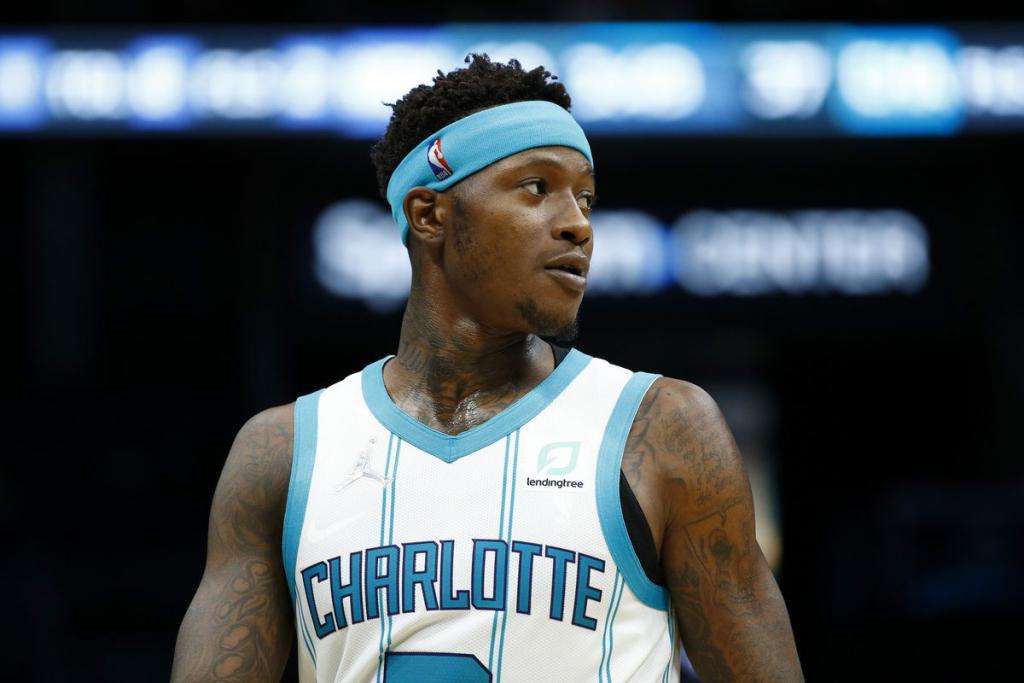 特里·罗齐尔合同介绍