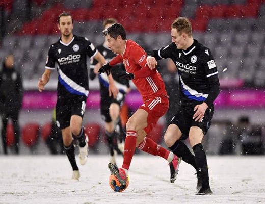 德甲拜仁慕尼黑VS比勒菲尔德首发替补名单