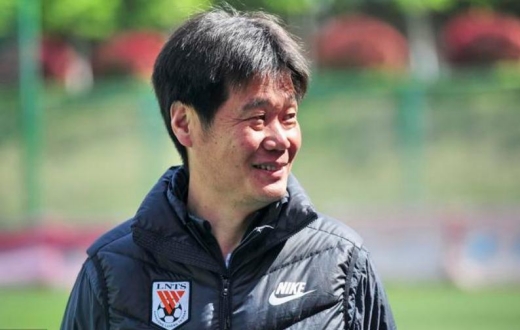 中国男足现任主教练