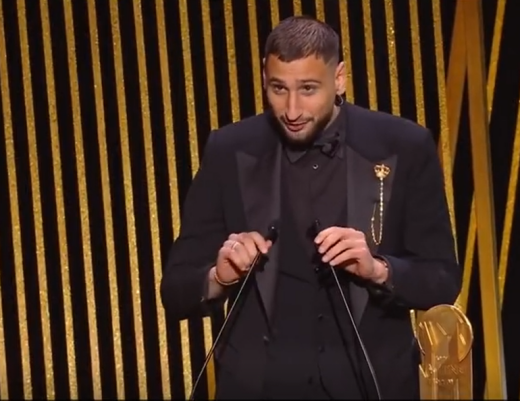 2021雅辛奖获得者多纳鲁