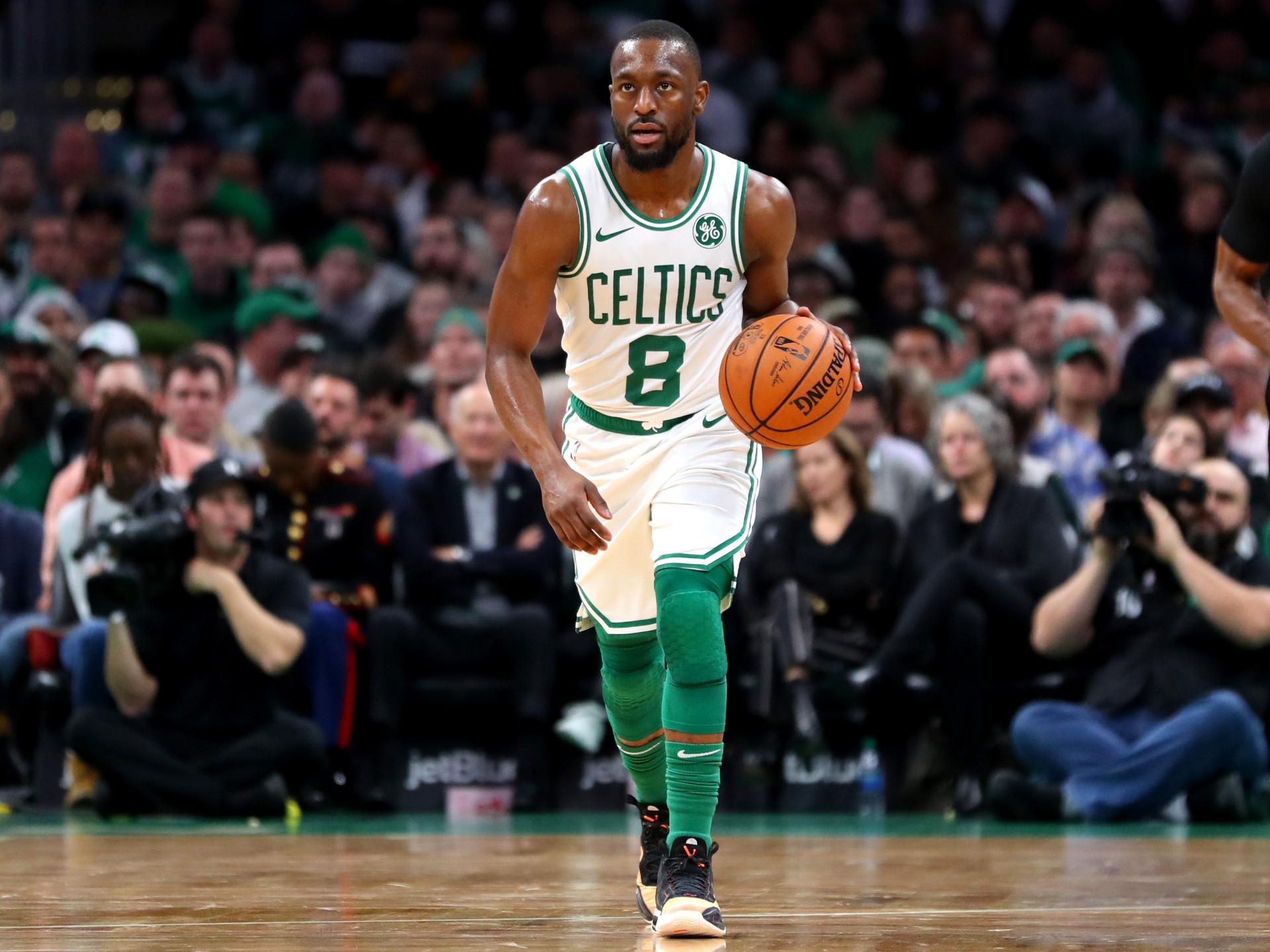 肯巴·沃克个人介绍